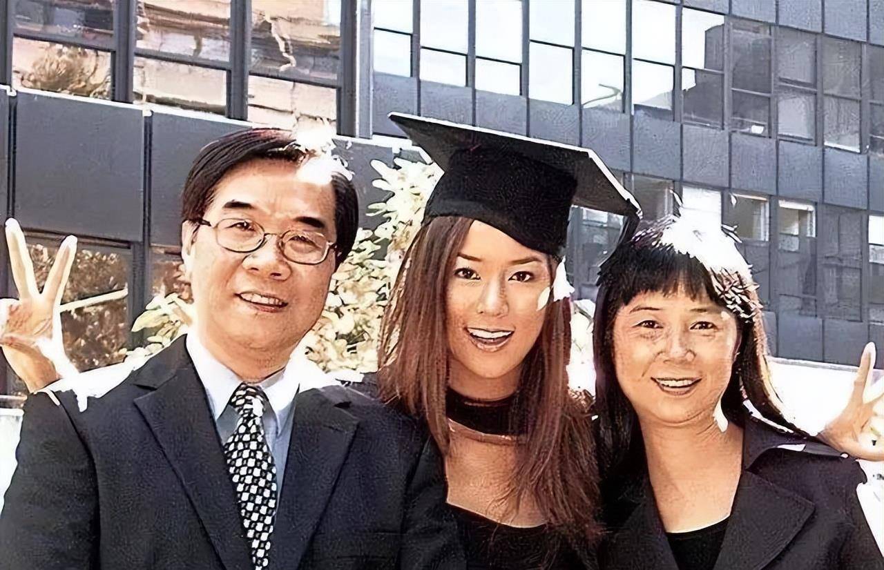 千亿媳妇徐子淇:还未出世就被亲妈布局,嫁入豪门成"生育机器"_妈妈