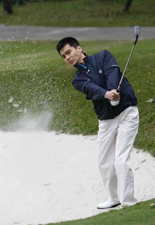 却拒绝"渣男"称号,声称每个女人都是真爱_许亚军_张晞_电影