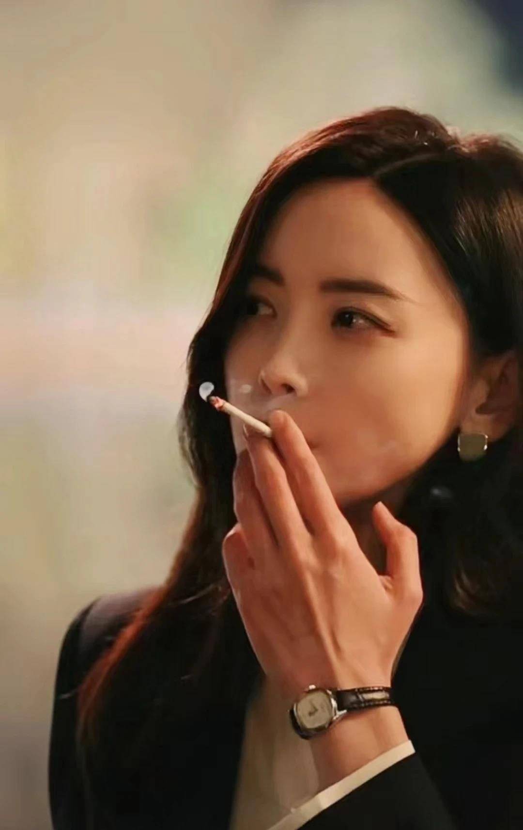 你看着《前任3》的那个人还在你身边吗? 《前任4》终于来了!