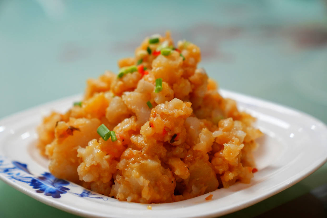 偏关的烧肠,凉糕,碗托,都是地方特色美食,经历了漫长时光的沉淀,依然