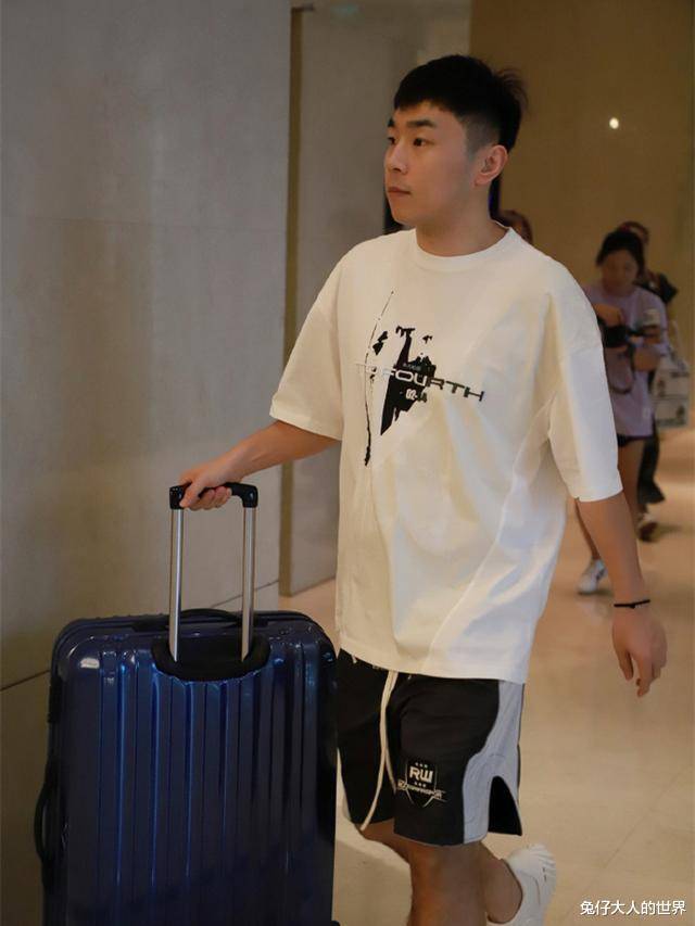 德云社发布节目单,郭德纲,于谦将空降小剧场,门票价格翻了几倍_张九南