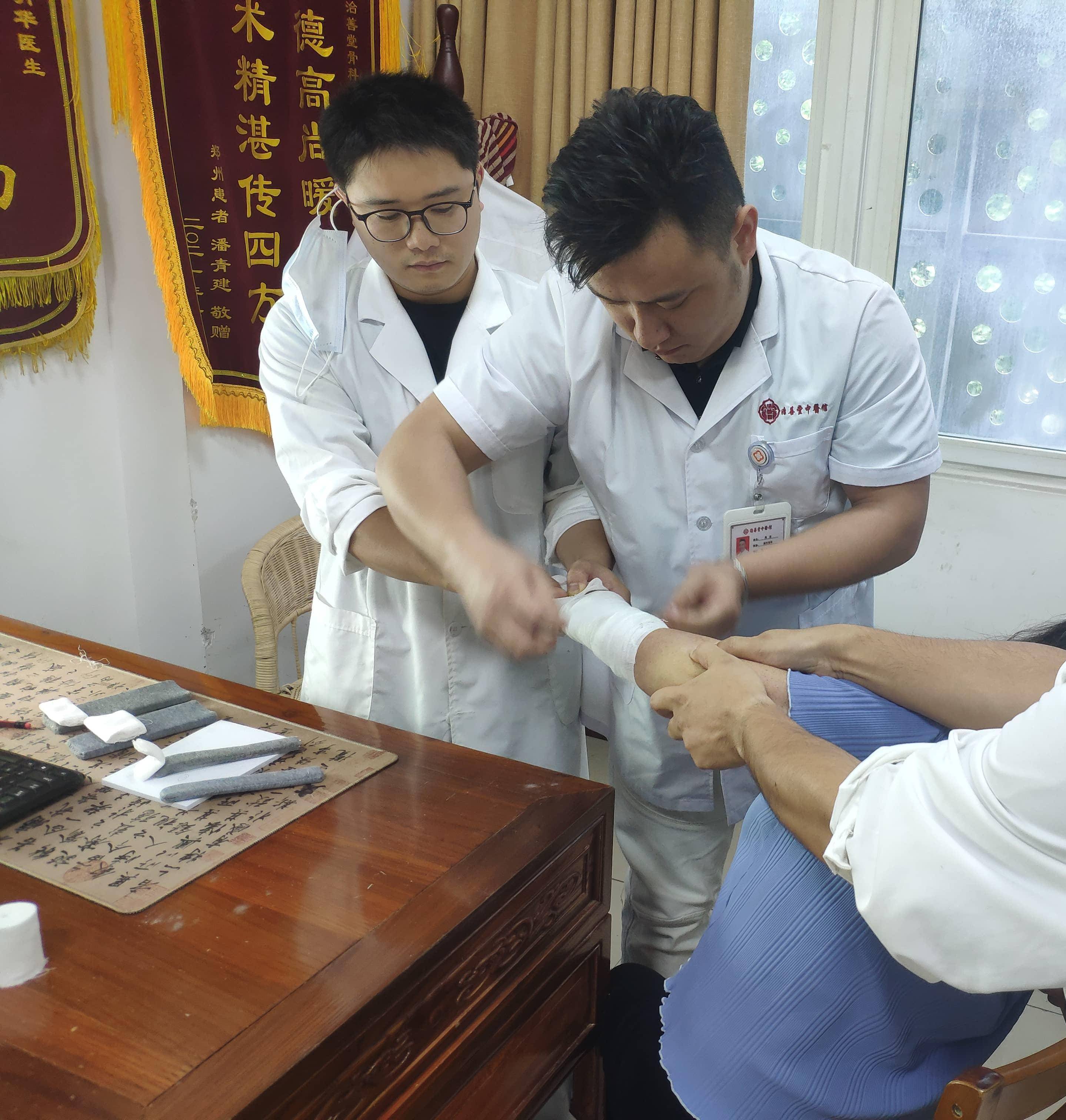 骨伤治疗的两条路径:中医骨伤的整体调理与现代骨科的功能恢复_患者