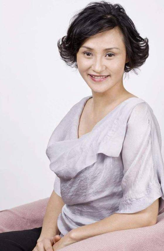 奥运冠军高敏:退役远嫁国外,分手又再婚,现今回来投身活动事业