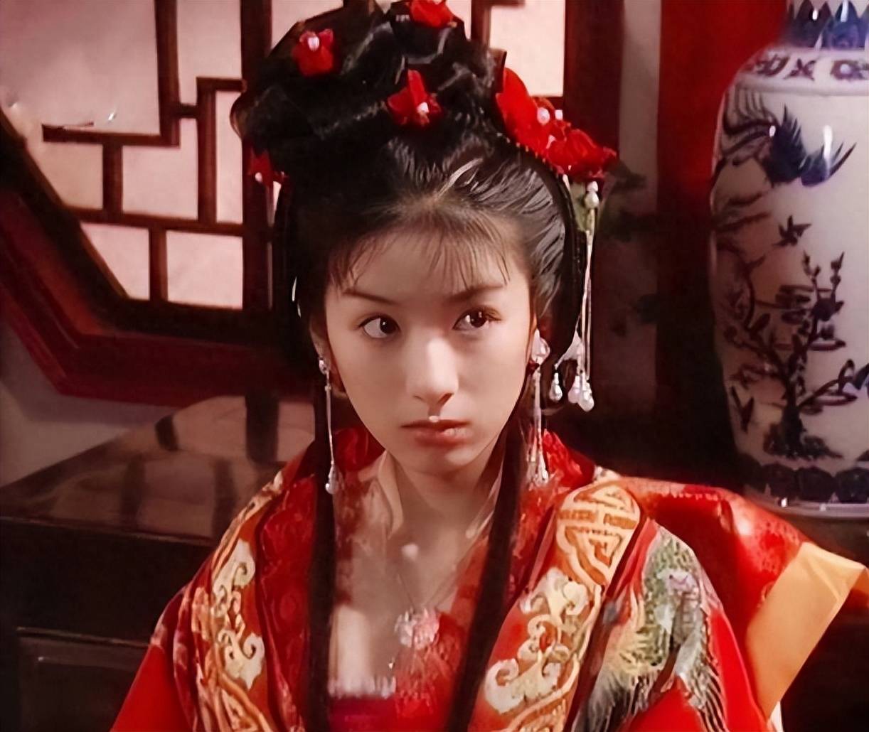 经典再现,黄奕再演"李玉湖",却被网友批:碰瓷新版?