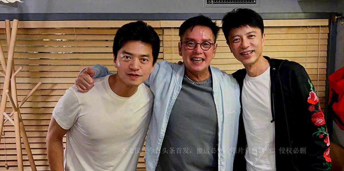 李健夫妇宴请谭咏麟聚餐一顿饭吃近6小时,李克勤醉酒满脸通红_友情