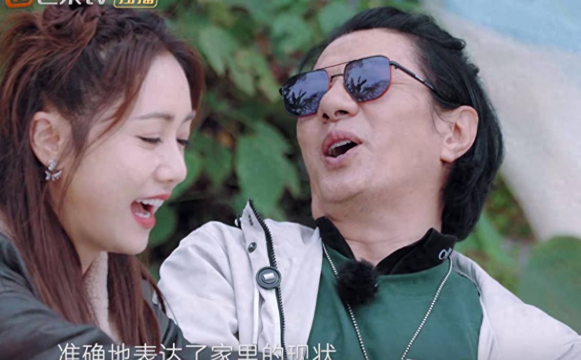 郑恺首次公开介意与岳父母小姨子同住,苗苗表示:我也想一个人过_婚姻