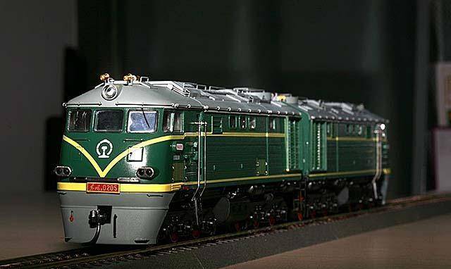 70年代的老东风,几十年前风靡全国各城市,现仍在工作线发挥余热_搜狐