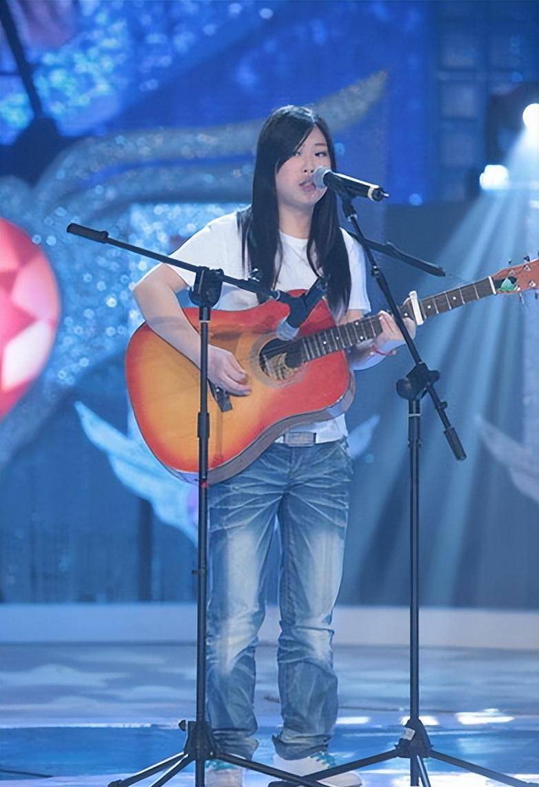 "西单女孩"任月丽,从一夜成名到女企业家,背后竟是无限心酸?