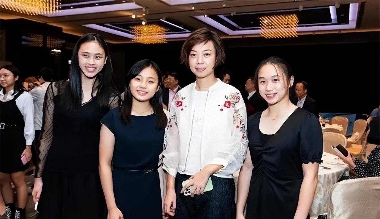 张怡宁42岁状态!