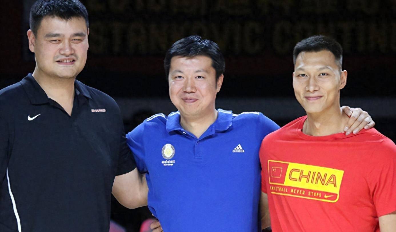 和周鹏,苏伟每人喝15瓶,姚明易建联也没少喝_比赛_自律_质疑