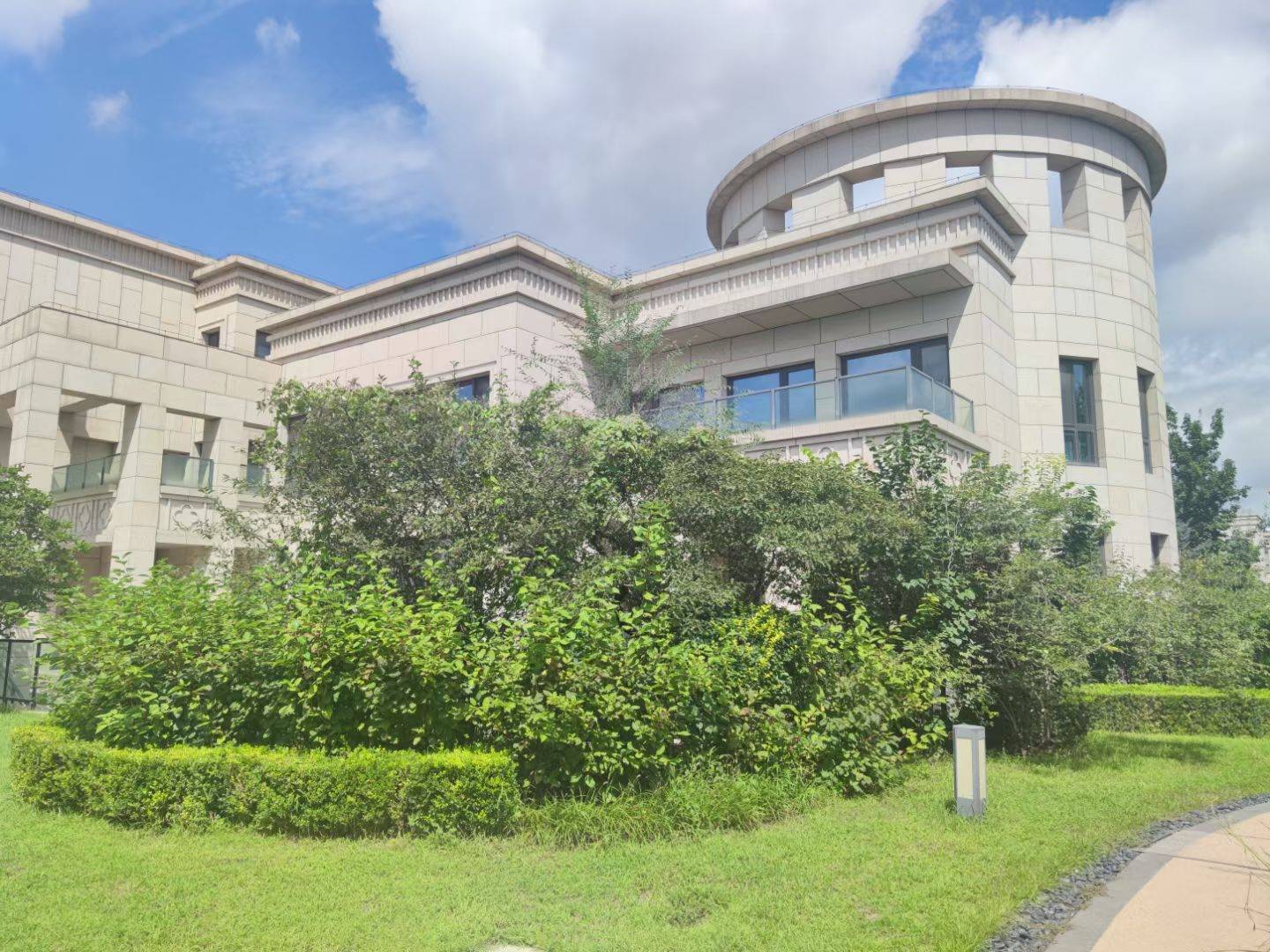 北京东亚尚院-东亚尚院售楼处电话(御栖庄园售楼处|地址)【售楼中心