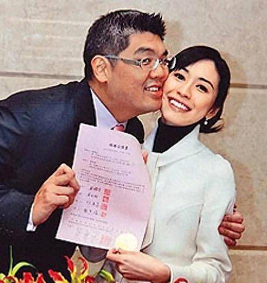 曝连胜文真爱侯佩岑,因女方爱上周杰伦才分手,蔡依珊最后捡漏_豪门