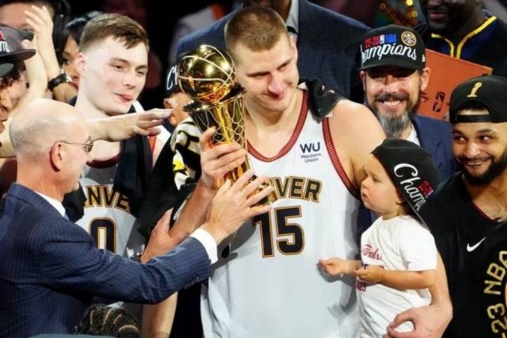 约基奇领军掘金主场迎战库里勇士看两大MVP如何隔空较量