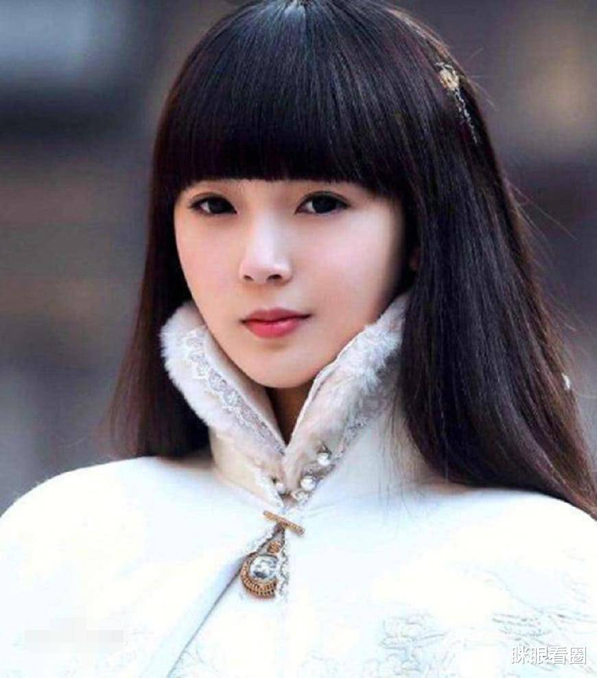 陈瑶最终还是离开了唐人,这也算是不及时的止损吧_胡冰卿_无心_少女