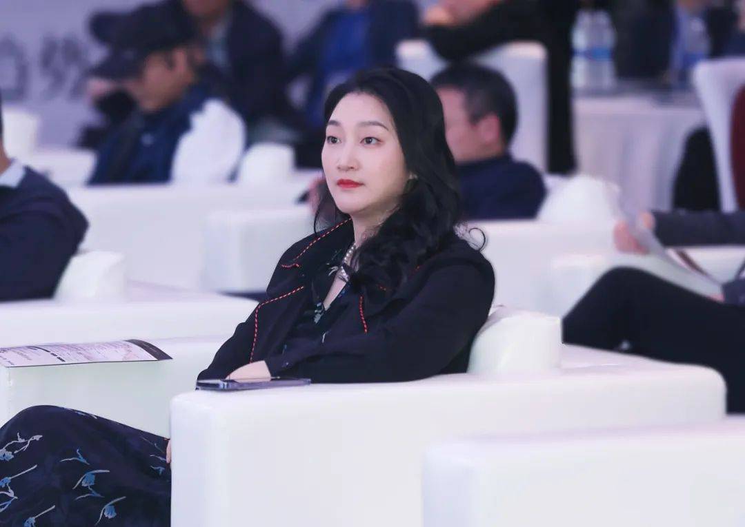 第五届中国质量大会,上海贵酒股份有限公司董事高利