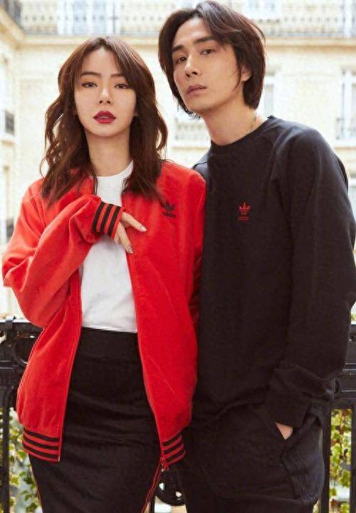 38岁戚薇庆结婚9周年!与美国老公李承铉大秀恩爱,夫妻感情深厚