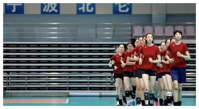 中國女排面臨抉擇！奧運資格賽或已確定9人，丁霞還不能保證入選