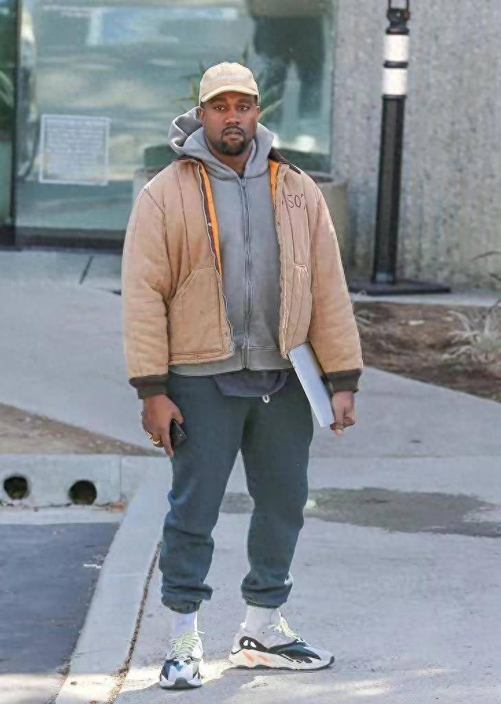 46岁侃爷被终身禁止上船!