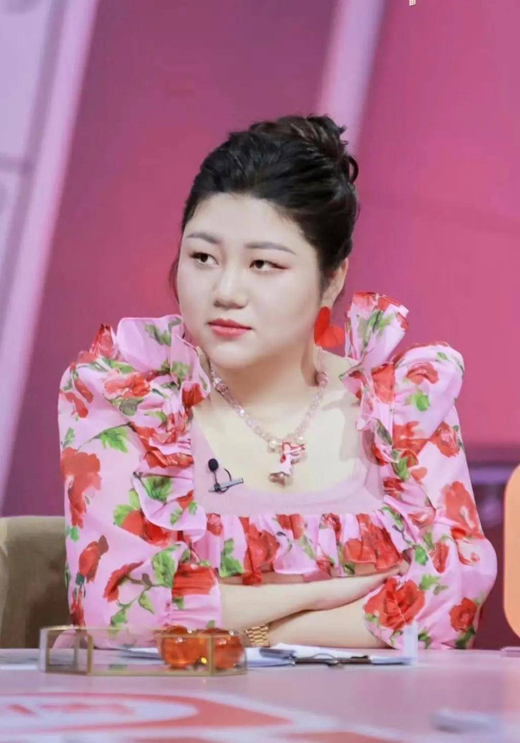 杨天真《通透》,好多名人来帮她做宣传,有明星还有网红.