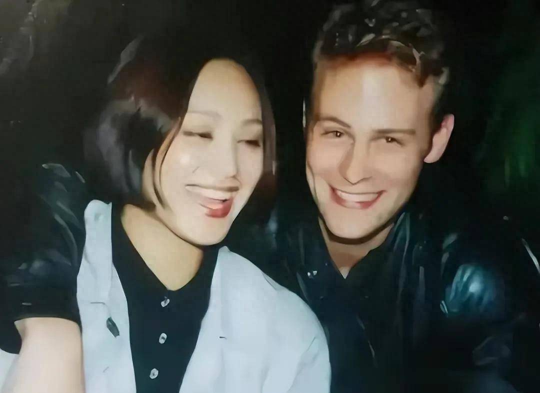 宁静:姜文是初恋,外国男人是老公,分手后没有空窗期,潇洒生活_刘晓庆