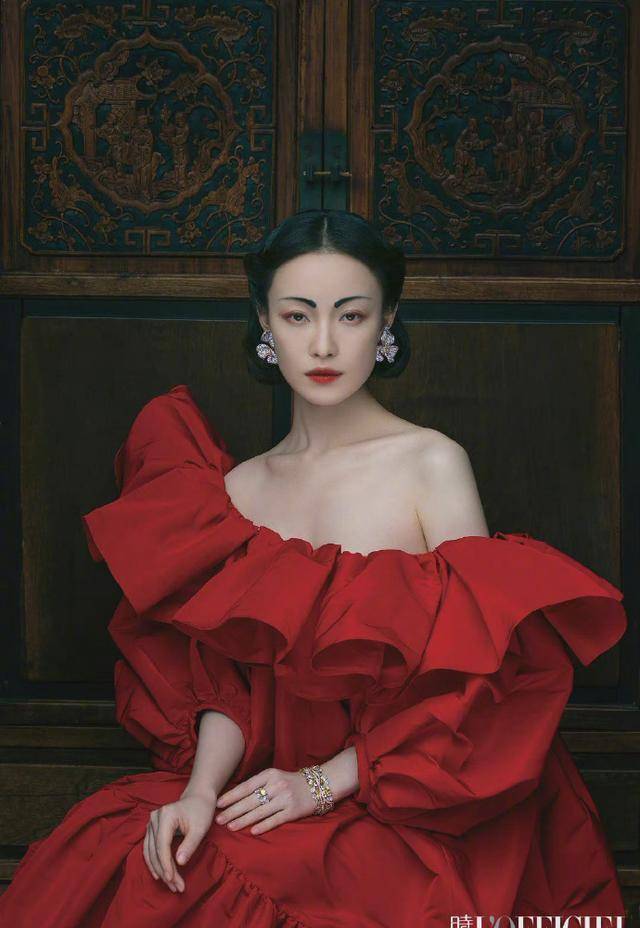 倪妮:清理了衣橱,更喜欢卸妆的自己_造型_因为_表演