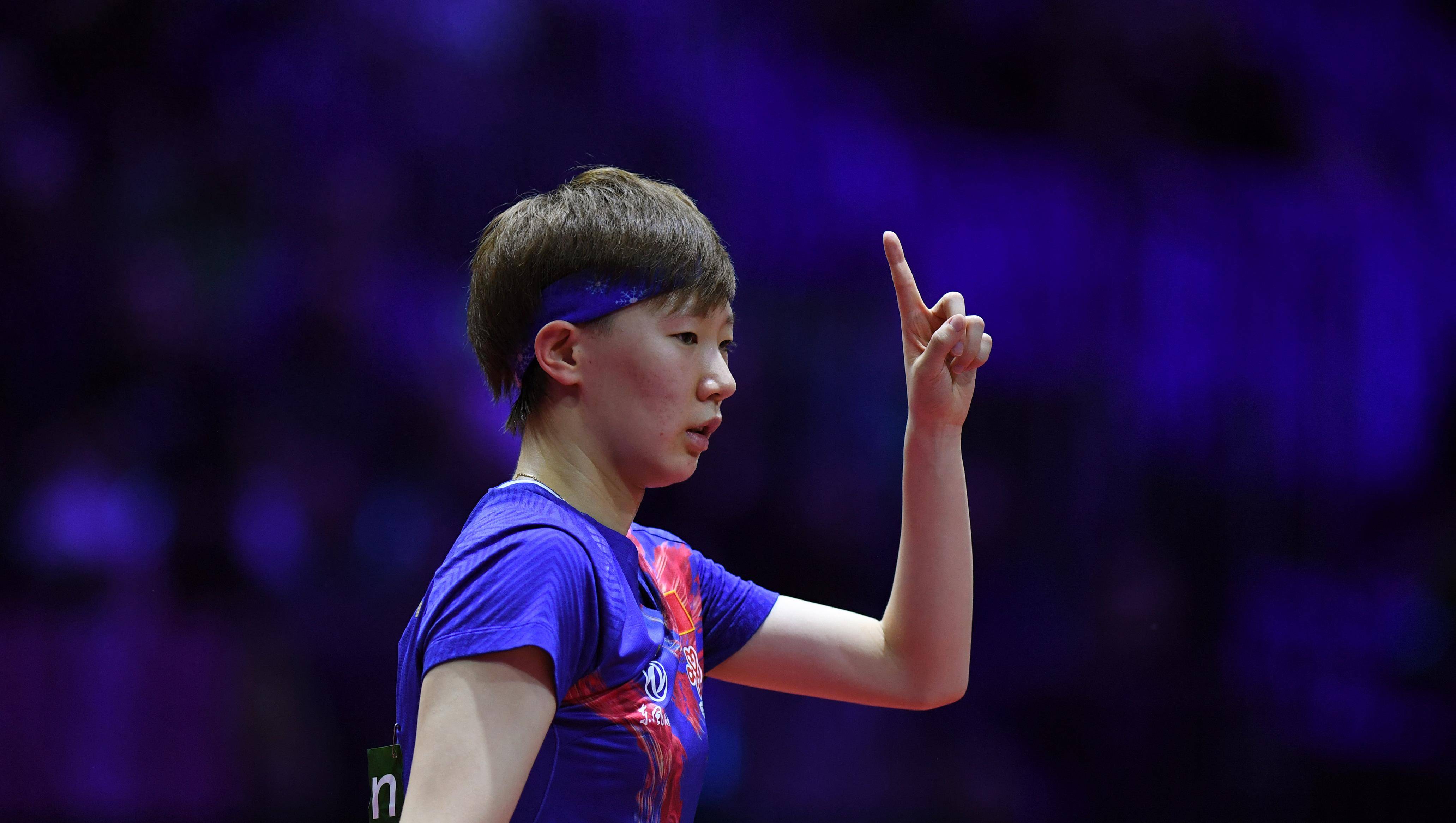 惊险逆袭,陈梦王曼昱亚锦赛女双半决赛3比2晋级决赛,完成绝杀