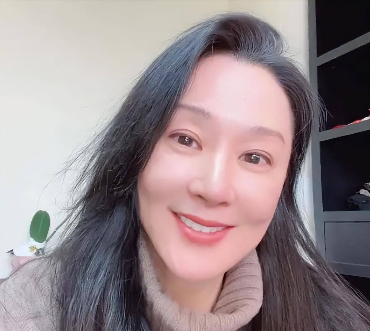 《绝代双骄》七位女星,出家当尼姑,被掌掴赶出豪门