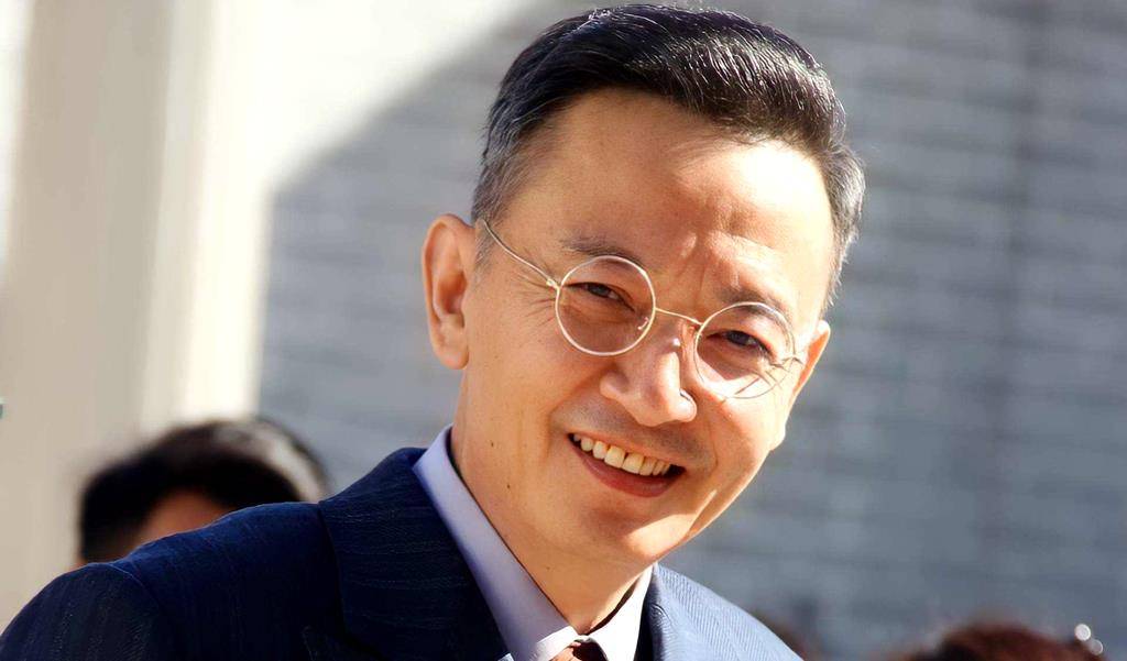 2023年以来,侯长荣就参演过十几部影视剧,如《纸骑兵》《甜蜜》《锦心