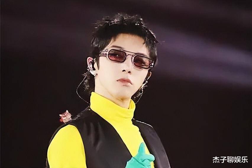 33岁华晨宇"无地自容","永远的神"终成捧杀_网友_风格_行为