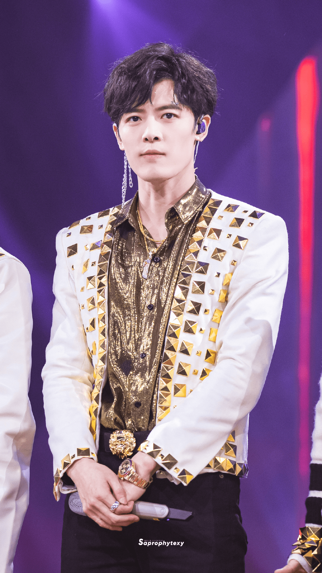 (付辛博在综艺《追光吧!