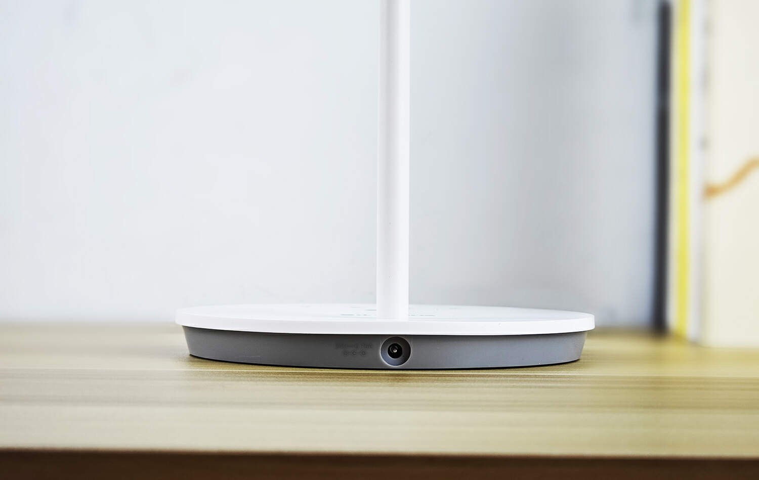 无眩光、无可视频闪,书客护眼灯L1体验,99.8%还原自然光