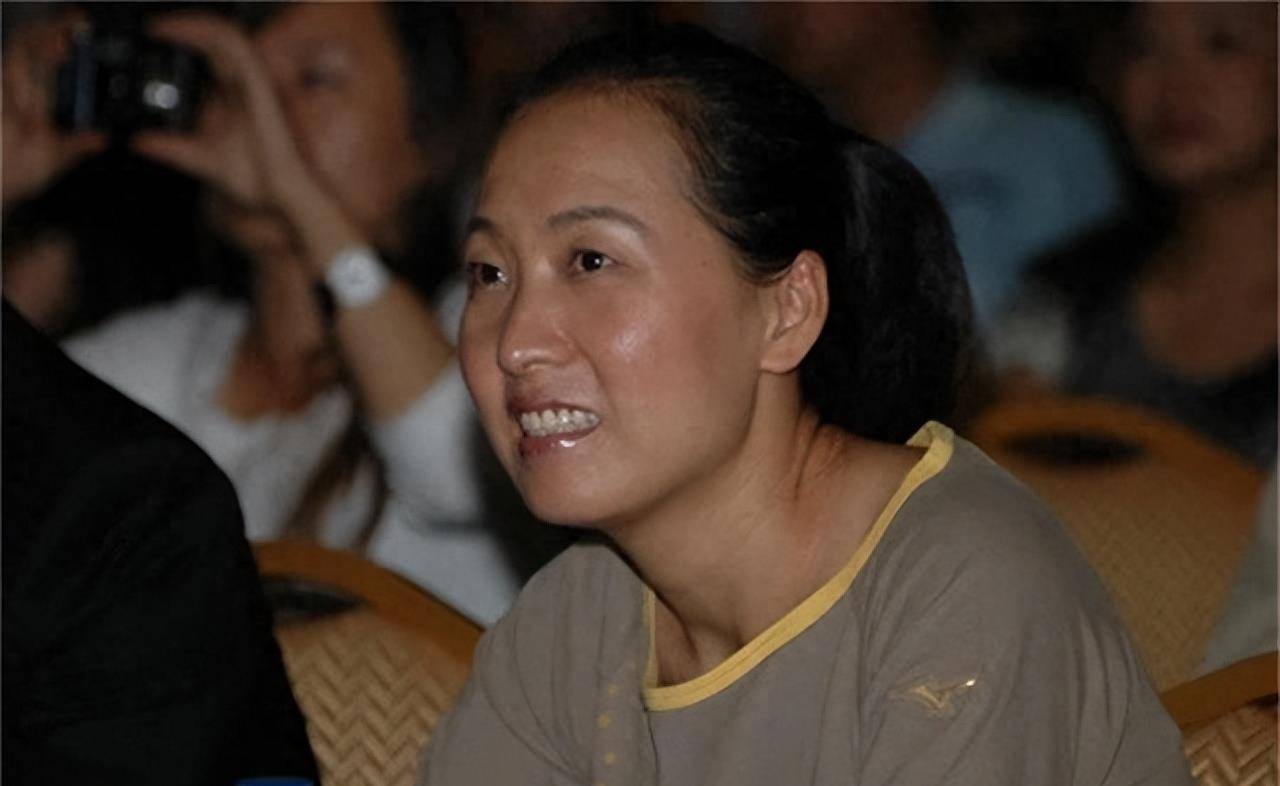 东方神鹿王军霞现状:三婚后终收获幸福,今依然活跃在我们田径界_天文