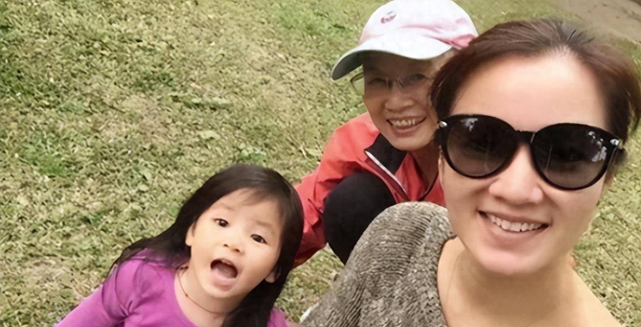 下嫁活佛老公,住千万豪宅资产甩大小s几条街,阿雅才是人生赢家_刘德华