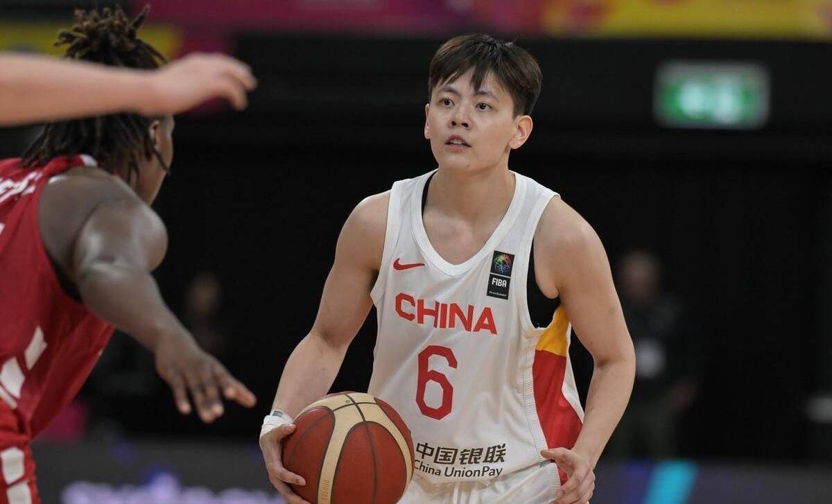 我们男篮女篮亚运名单更新,家门口作战剑指冠军许胜不许败_杨舒予