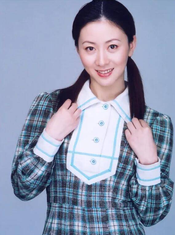 靠人体模特走红,遭父母嫌弃,被男子分手,汤加丽的华丽蜕变_时候_因为