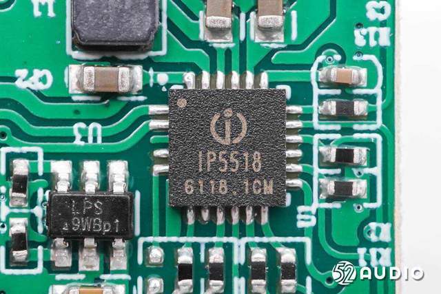 s19耳夹式蓝牙耳机应用案例:ip5333只需一个电感实现充电与升压功能