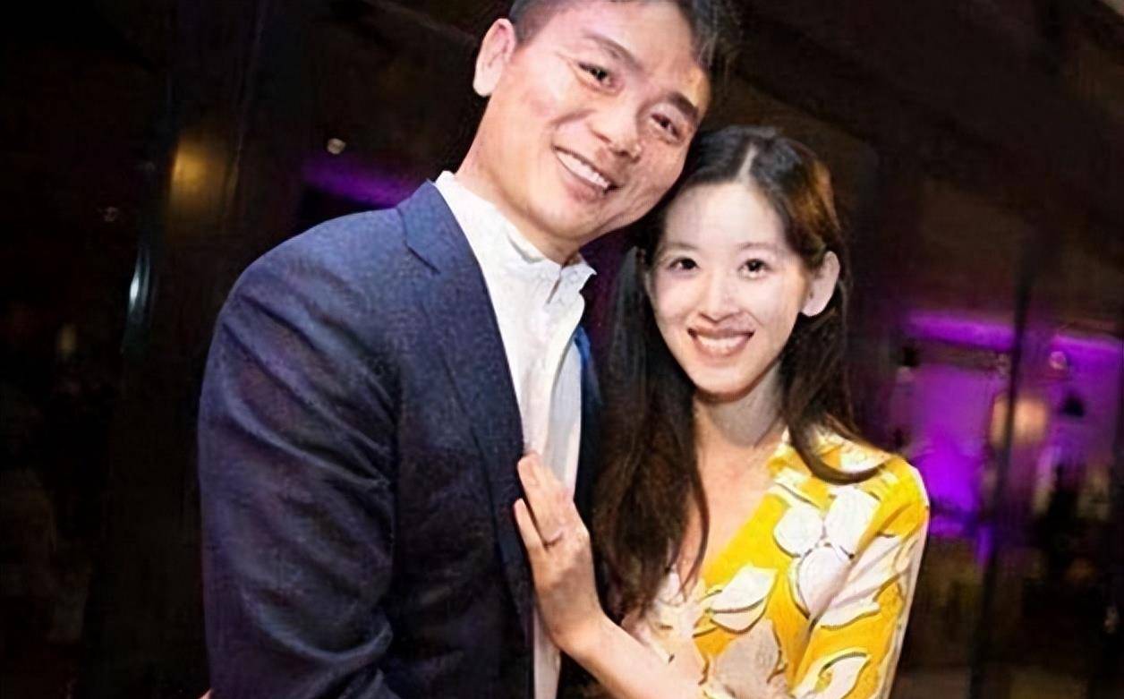 刘强东_章泽天_妹妹