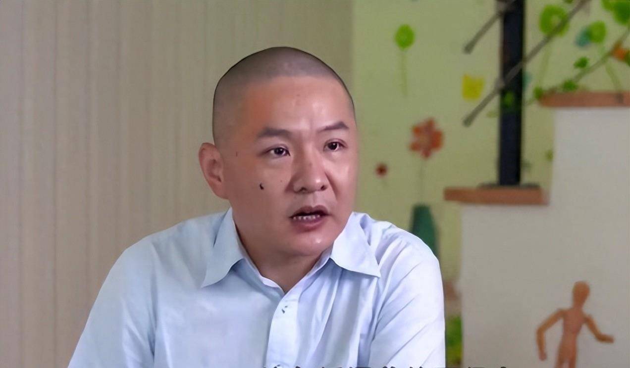 65岁地方著名演员被逮捕,涉及数十条罪名,与多人发生不正当联系