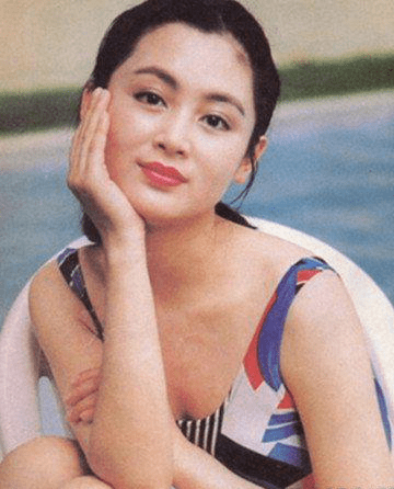 从20岁的封面模特到50岁叱咤京圈,看"人间绝色"陈红的起伏人生_琼瑶