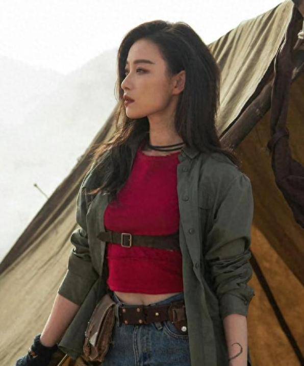 倪妮彻底普及了西方沙漠风格!