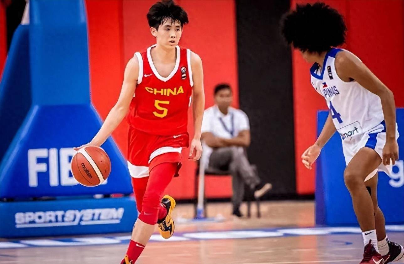 中国男篮胜出,晋级亚洲前八,李晓勇受质疑,山东新星崭露头角_比赛