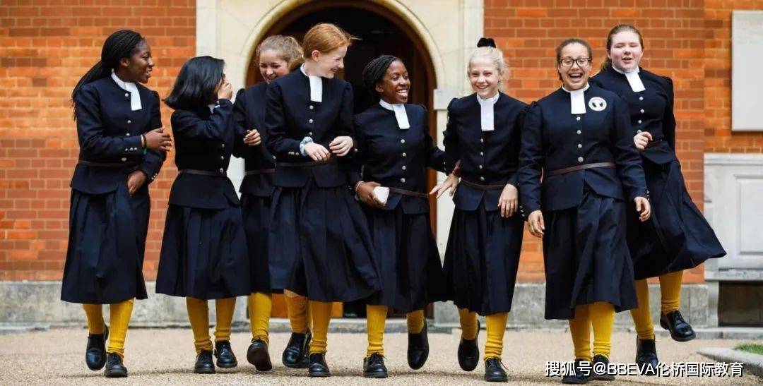 少年灌风的校服里裹着的是整个青春!_制服_英国_公学