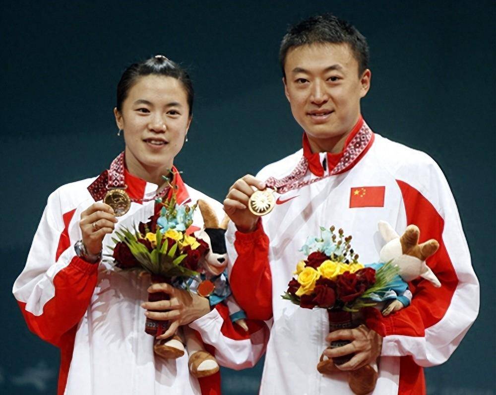 手握24个世界冠军的王楠,婚后47天被查出癌症,富豪丈夫举动感人_郭斌