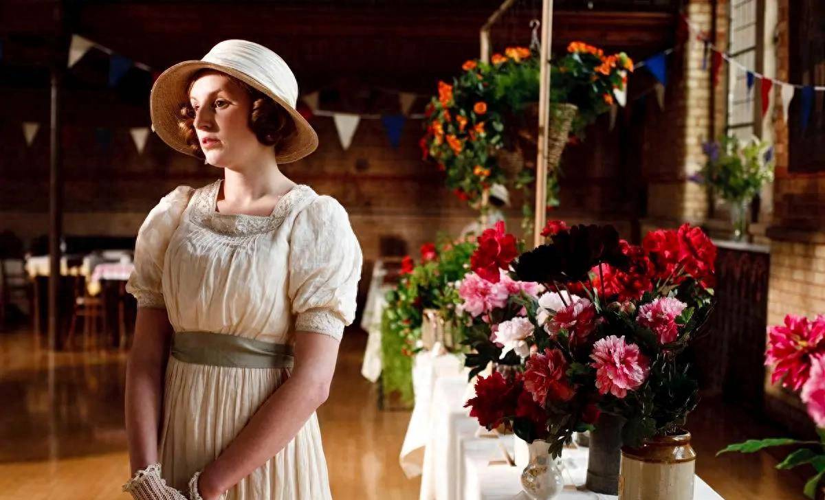 《唐顿庄园》,优雅美丽的衣服让人爱上英伦复古时尚