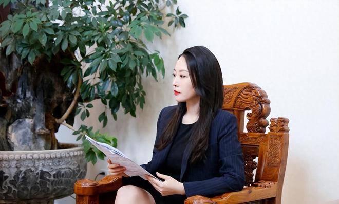 刘夏媒体沟通会疑点揭秘:是否参与多人运动,否认当网红直播带货_问题