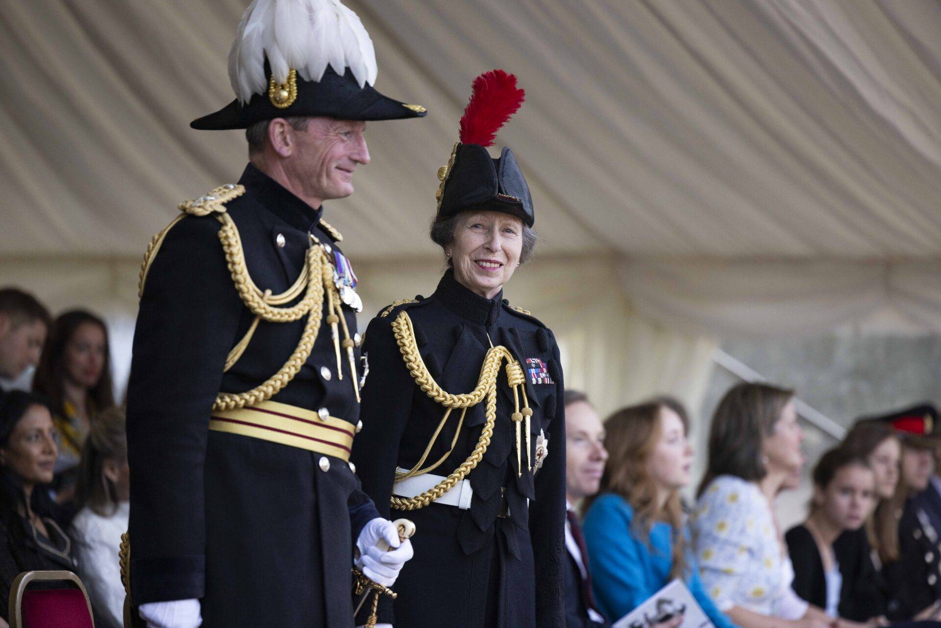 英国王室的新军职,查尔斯赞助航母,长公主分管皇家苏格兰团_the_名誉