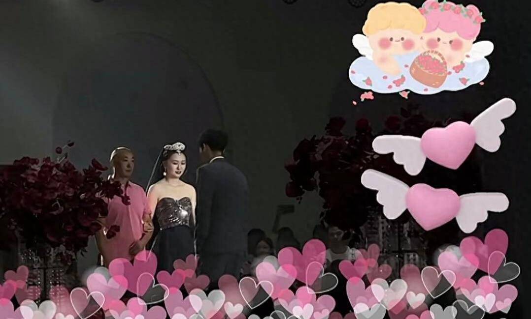 孙铱弟弟结婚,新娘穿黑色婚纱,家人穿黑色礼服引热议_网友_老公_穿着
