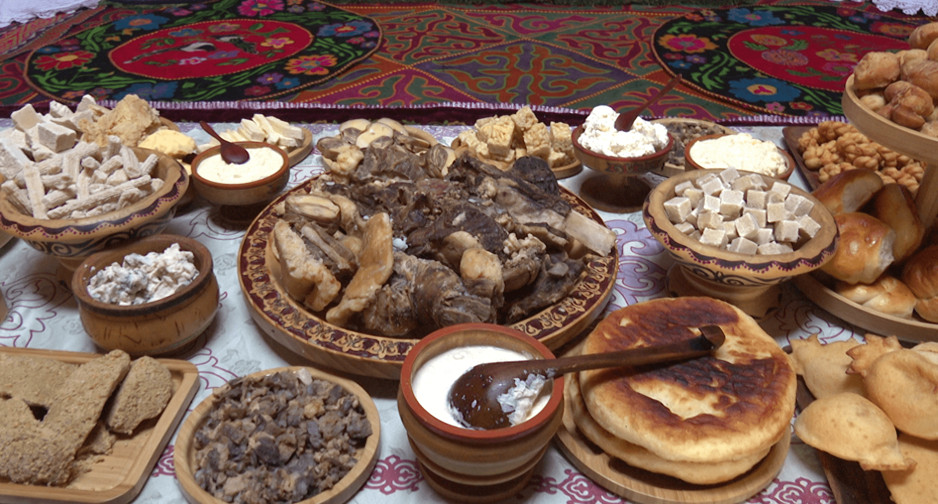 吉木乃县举办美食文化,农副产品,特色美食展示活动_群众_妇女_发展