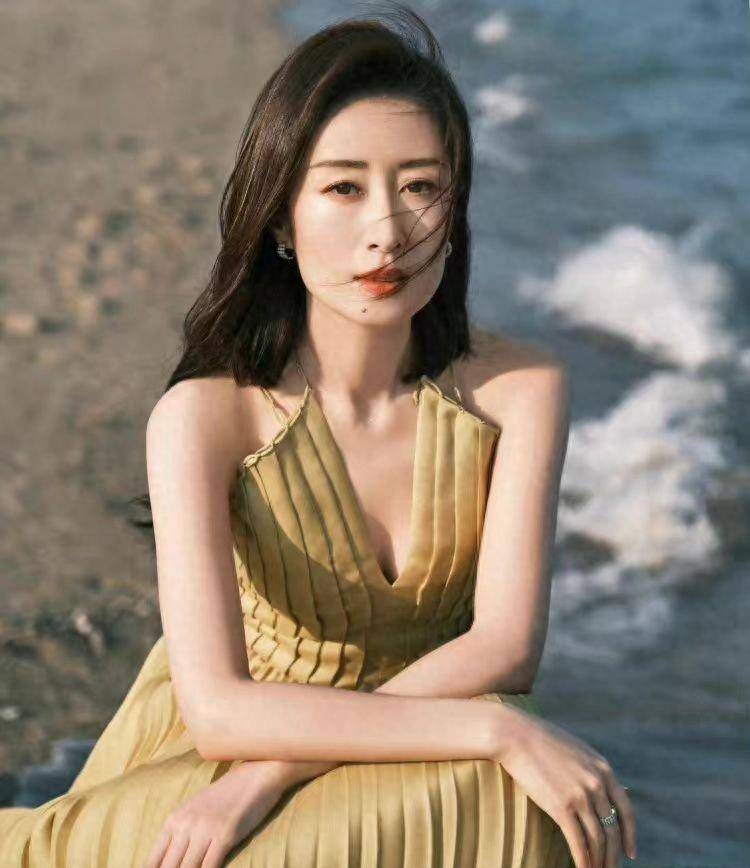 我也曾在《花儿与少年4》里看过刘敏涛和李斯丹妮的合照.