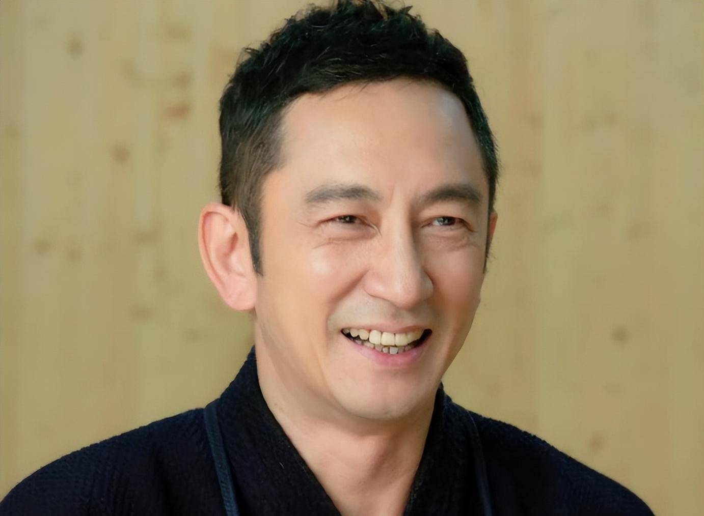 不过,大家在感慨,讨论的同时,也对吴启华近况感到十分担忧.